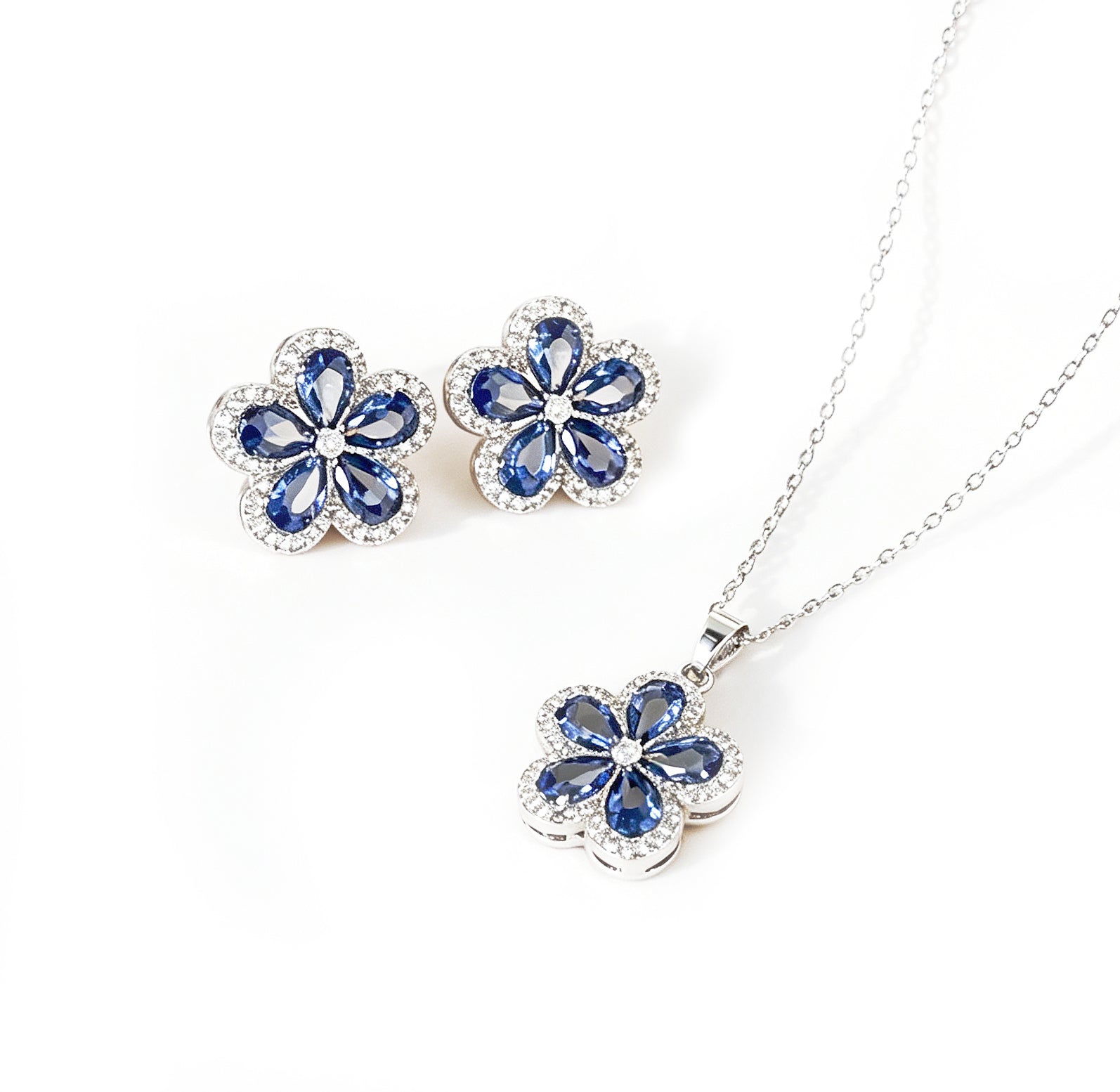 Elegant Blue Floral Set